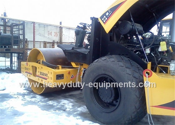 ประเทศจีน XG6141 Hydraulic Vibratory Road Roller Adopted Dongfeng Cummins turbocharged diesel engine ผู้ผลิต